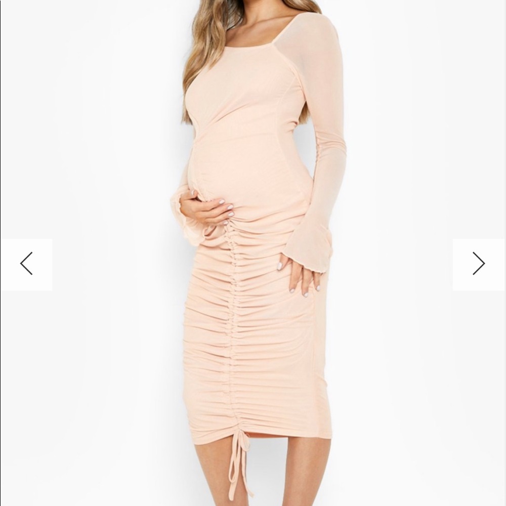 BOOHOO Maternity dress